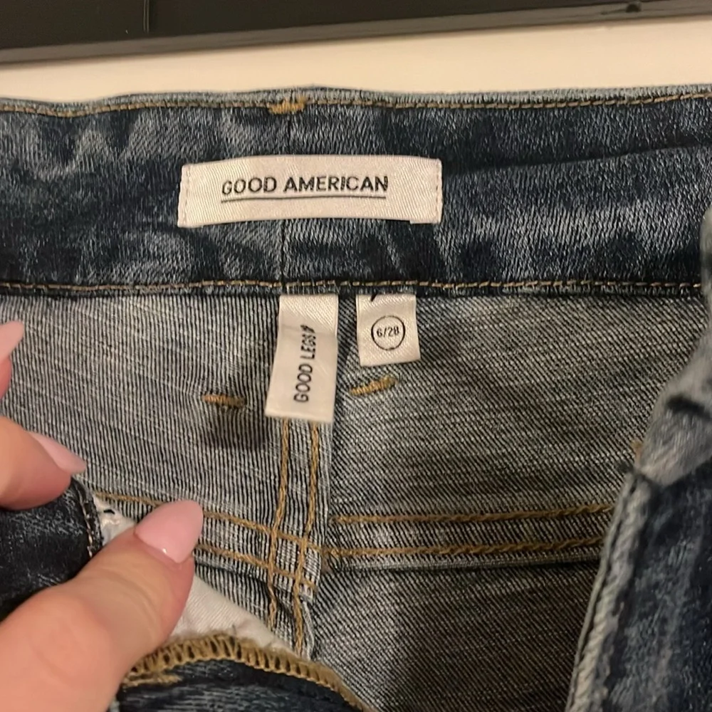 Good American Good Legs Crop destroyed skinny jeans - Picture 4 of 4